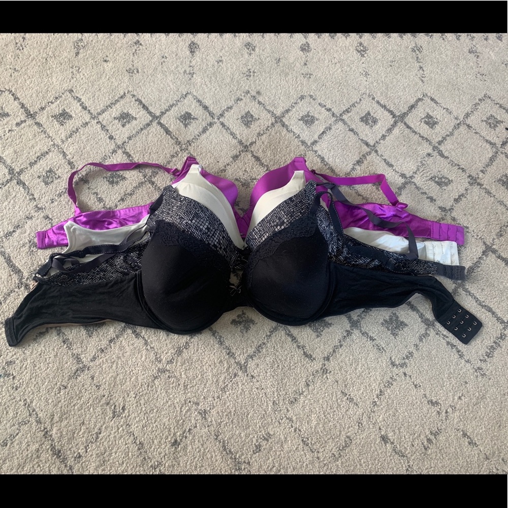 Bundle of bras
